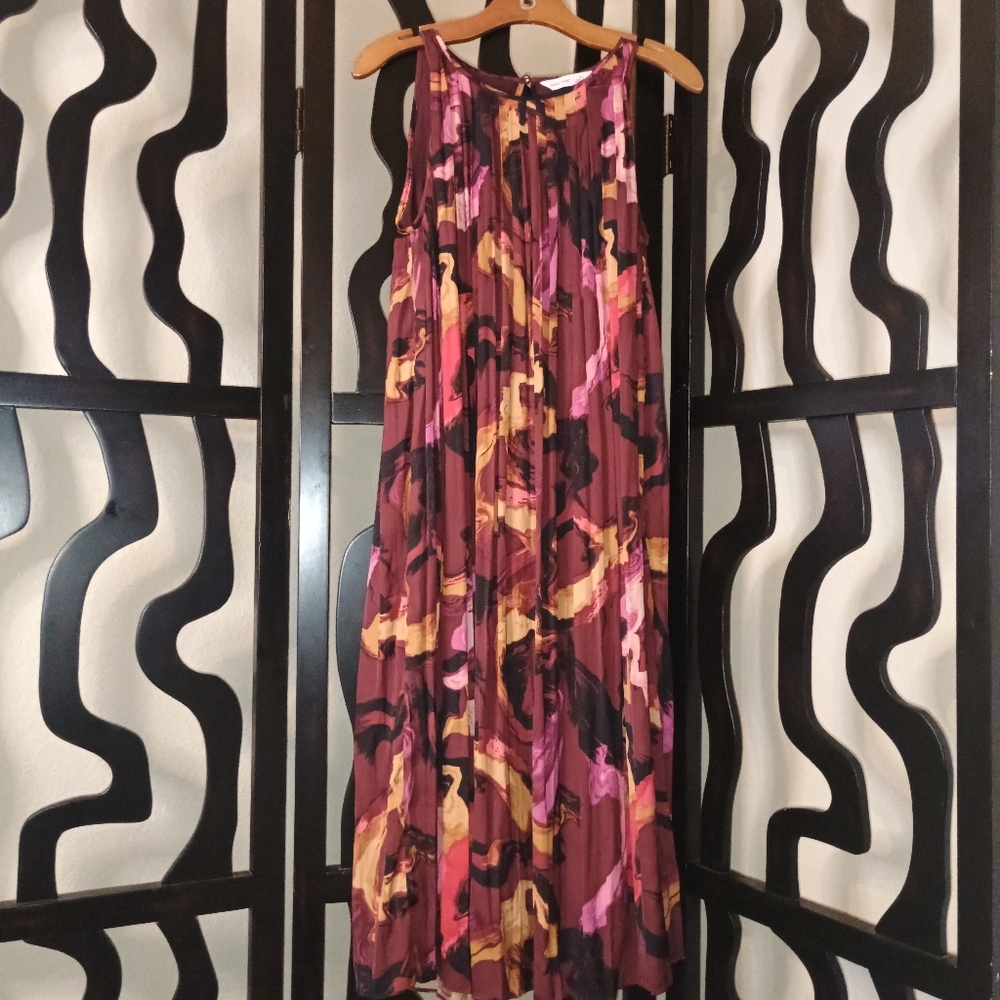 4/$25 Nine West Pleated Maxi, XS